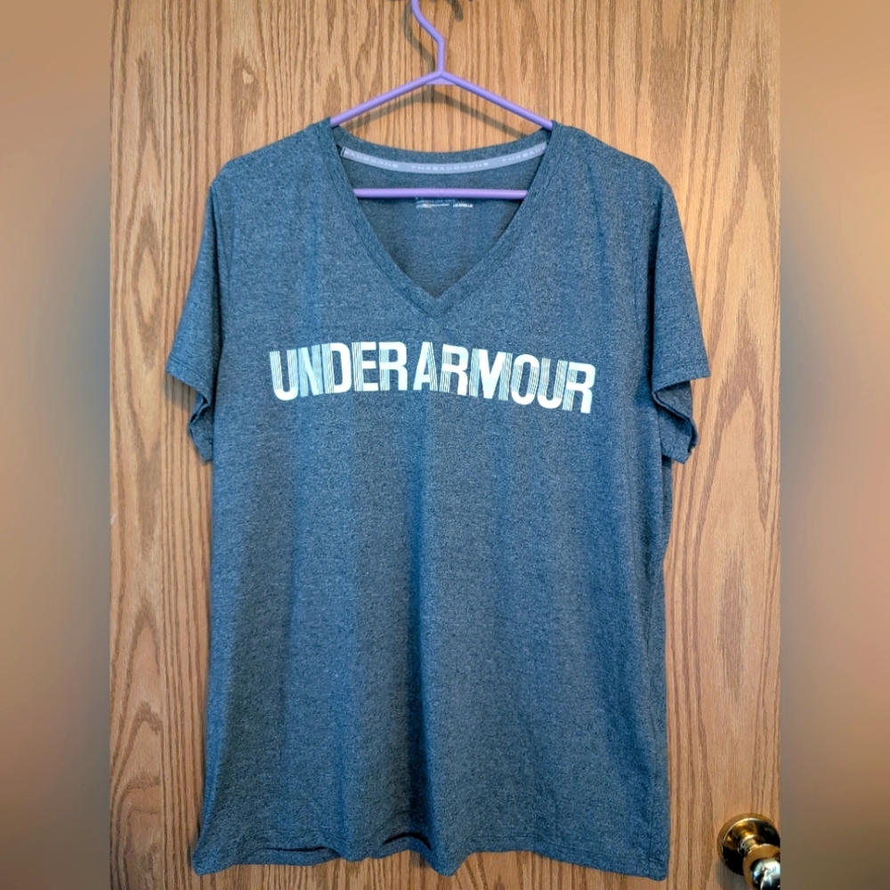 Under Armour thread Bourne heat gear basic tee. XL bluish gray